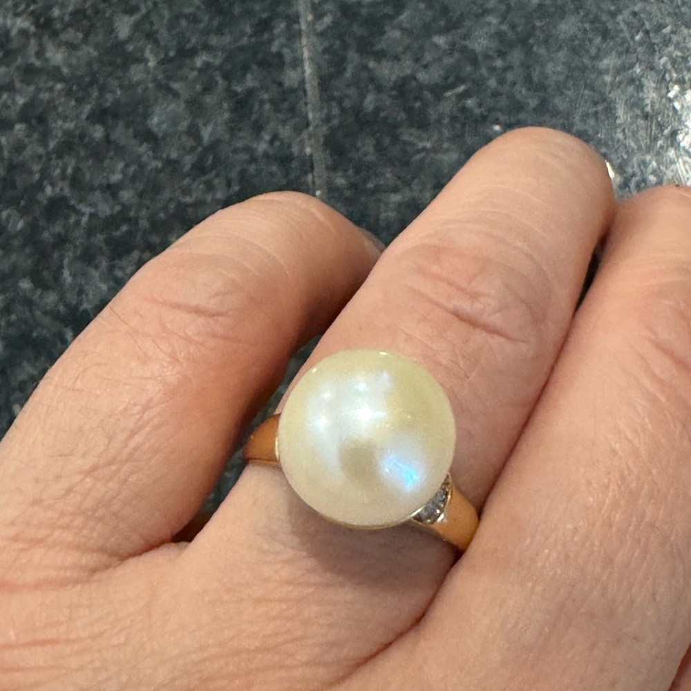 18k yellow gold pearl ring